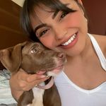 Casandra Flores - @casandrafloresv - Instagram