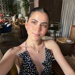 Casandra Flores - @casandrafls - Instagram