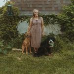 Casey Clarke - @farmdreamsandhippiethings - Instagram