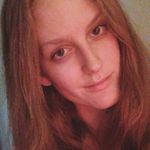 Casey Comer - @caseylaaa - Instagram