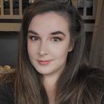 Casey Gillis - @caseyann713 - Instagram