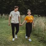 Casey + Kyle Lucas - @agrowingnest - Instagram