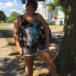 Casey Oren - @sexyanglemom37 - Instagram