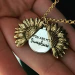 Casey-Leigh Robbins - @mrsrobbins98 - Instagram