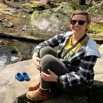 Casey Sexton - @caseylovesducks - Instagram