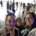 Casey Wade - @emogmom - Instagram