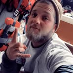 Casper Sharp - Facebook
