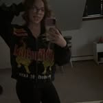 Cassie Skinner - @cassieskinner82 - Instagram