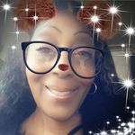 Cassandra Craig - @shoppingsan - Instagram
