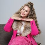 Cassandra Love Lambert- Somatic Transformation Coach - @c_love_lambert - Instagram