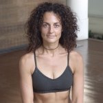 Cassandra Kish Yoga Paris - @cassandrakishyoga - Instagram