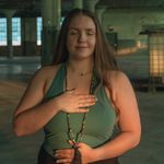 Cassidy Cooper | Yoga Teacher - @cassidy.yoga - Instagram