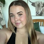 Cassidy Crowle - @cassidycrowle - Instagram