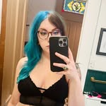 Cassidy Wright - @casss_meow - Instagram