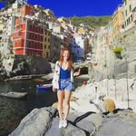 Cat Davies - @pastalavista_mate - Instagram