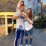 Catherine, Austin and Elle - @official_ace_family_ - Instagram