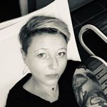 Catherine Collard - @collard.cat - Instagram