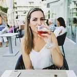 Cat - @xcatherinecrabbe - Instagram