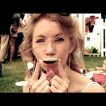 Catherine Dempsey - @littlolme - Instagram