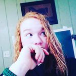 Catherine Hahn - @catherine_2021 - Instagram