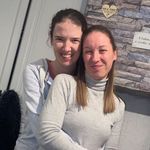 Catherine Keane - @cazlovestoread - Instagram