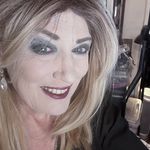 Catherine Marks - @cmwmarks - Instagram