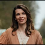 Catherine Meade - @sacralwellnessuk - Instagram