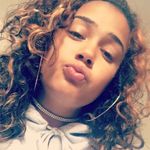 Catherine Robles - @_keepinupwdimples - Instagram