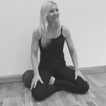 Catherine Weston - @catherinewestonyoga - Instagram