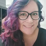 Kathryn Griffith - @puppersbabyandbirds - Instagram