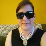 Cathryn Hunt - @cathryn.alittlebit - Instagram