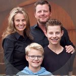 Cathy Lawson - @cathysshow - Instagram