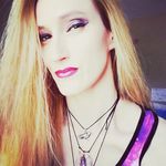Cathy Newton - @ravensweetwater - Instagram