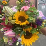 Cathy and Sarah - @countryflowerscaldicot - Instagram