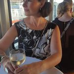 Cathy Sutherland - @blushingconfettiblog - Instagram