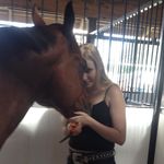 @catie_thomas_ - Instagram