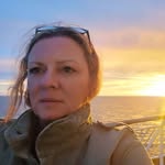 Catrin Owen Dutfield - @unearthed.cat - Instagram