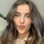 @caylacarr - Instagram