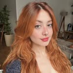Cecília Carter - @burbleflyl - Instagram