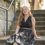 Cecilia Erickson - @celia_loves_books - Instagram