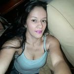 isabela - @cecilia._velez - Instagram