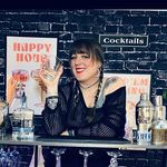 Celeste Nelson - @salty.bartender - Instagram