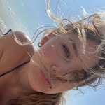 Celia - @celiaabbott_ - Instagram