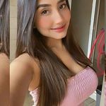 celiahansen_252832 - @celiahansen_252832 - Instagram