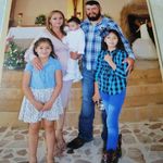 Celia Marquez - @celia.marquez.12720 - Instagram