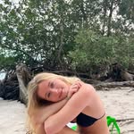 Celia Wilson - @celia2wilson - Instagram