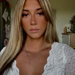 Celina Wagner - @celinalelu - Instagram