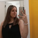 Celina - @weisscelina04 - Instagram