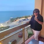 @celinequinn21 - Instagram