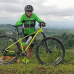 Cesar Alzate - @gcesaralzate - Instagram